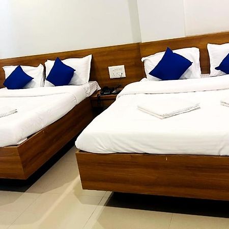 Hotel Sai Smruti شيردي المظهر الخارجي الصورة